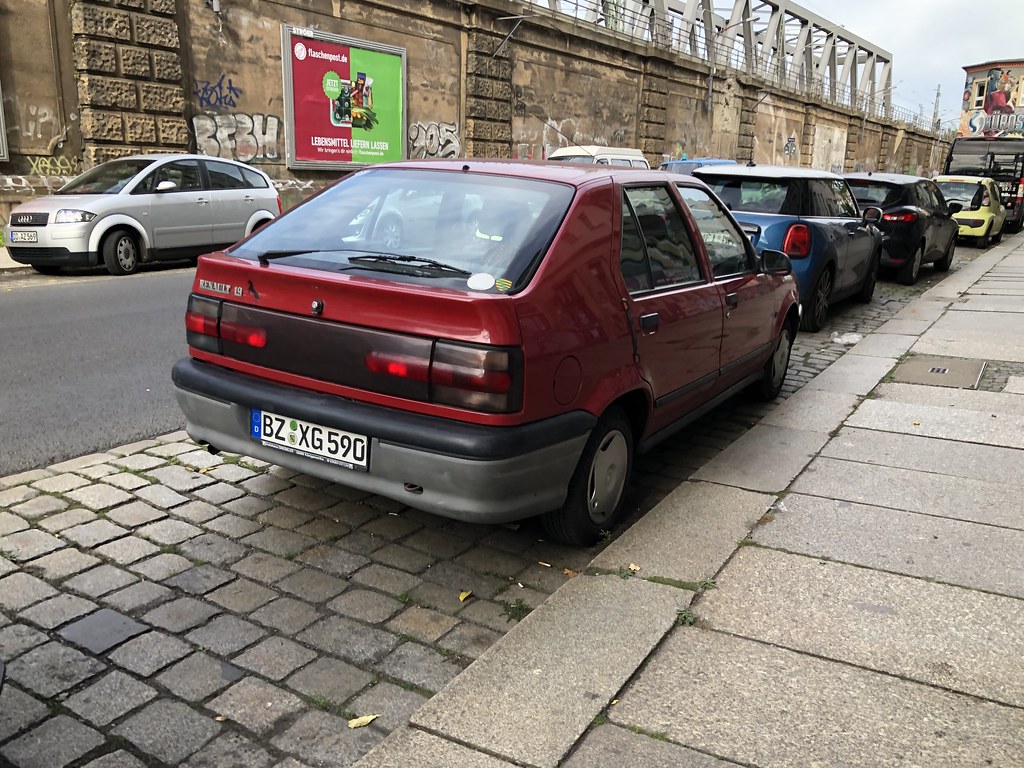 Renault 19, Dresden, Germany