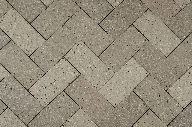 8520 Coarse Grind Pavers | Gray Bricks