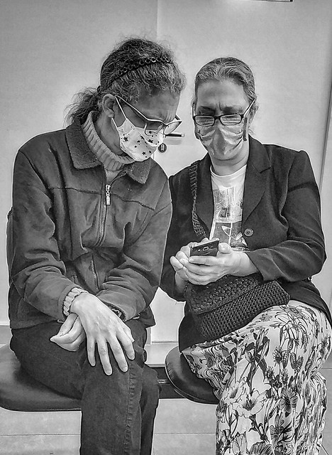Terceira idade - conectadas - curiosidade | Elderly - connected - curiosity | São Paulo/SP - Brasil  | instagram @luciano_cres