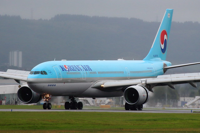 Korean Air (HL8276)