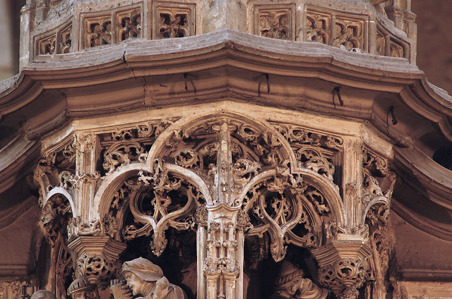 Lier, Vlaanderen, Sint-Gummaruskerk, choir screen, pinnacle, detail