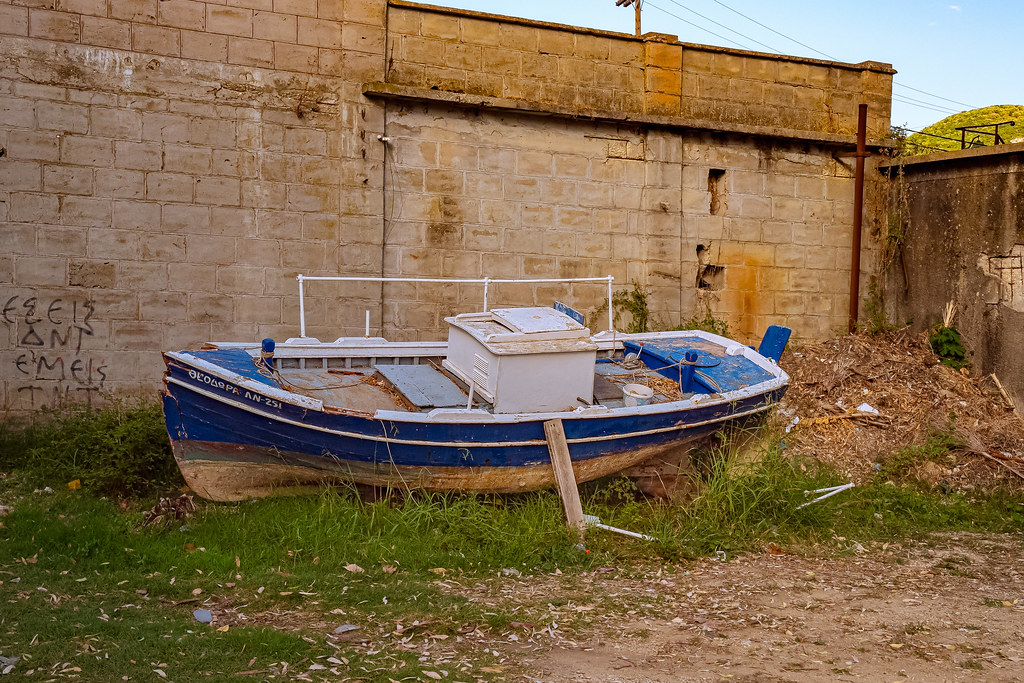 Sad boat in Vasiliki (Lefkada)