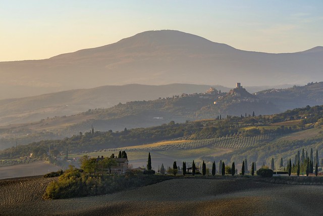 *Val d'Orcia and Monte Amiata in the morning haze*