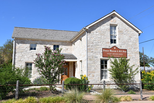 Pioneer Museum - Dambach-Besier House (Fredericksburg, Texas)