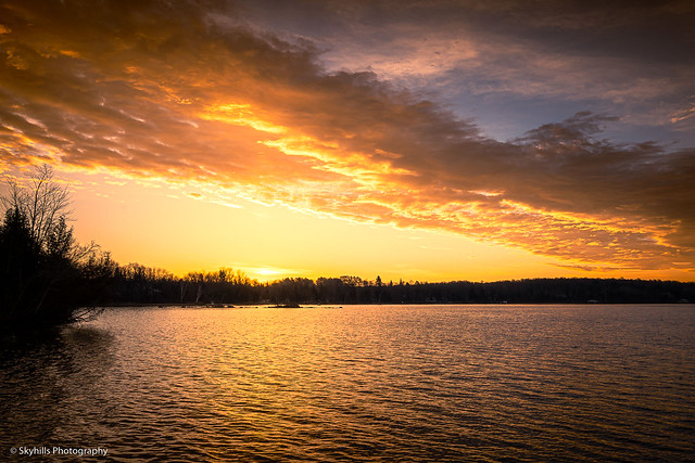 Peninsula Lake sunrise.