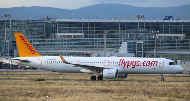 Pegasus Airlines, TC-RBE,MSN 9462,Airbus A321-251NX, 01.10.2022, FRA-EDDF, Frankfurt