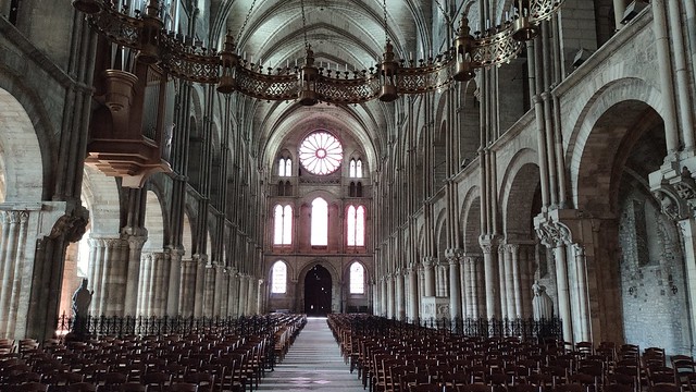 Abbey of Saint-Remi - Afternoon Walk in Reims, Marne, France