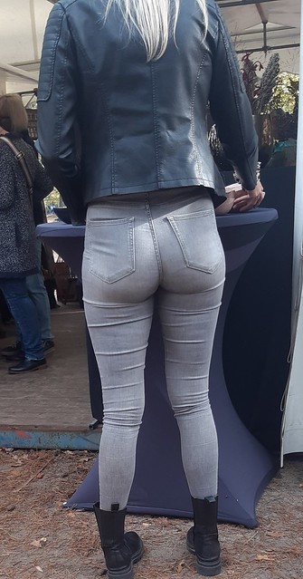 jeans ass