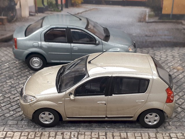 Renault Sandero - 2008