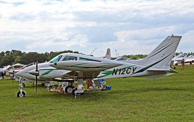 N12CY   Cessna 310Q [310Q-0247] Lakeland-Linder~N 16/04/2010