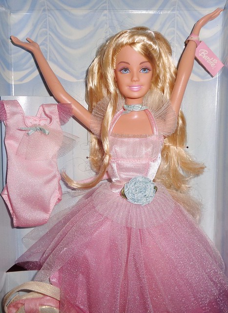 2004 Ballet Dreams Barbie (4)