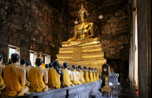Buddha and monks statues in Wat Suthat
