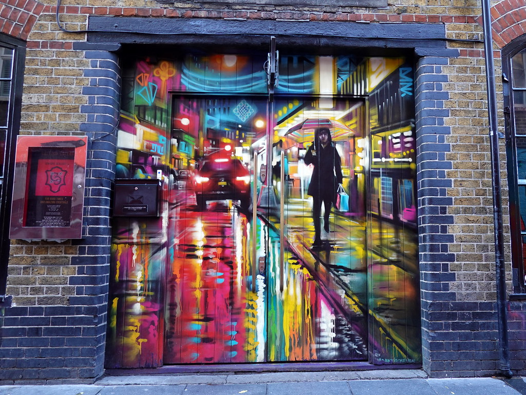 Street art on Rivington Street in London (artist: Dan Kitchener)