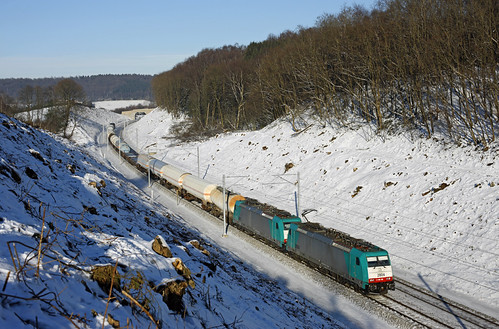 NMBS 2804 (Alpha Trains 186 196) hauls NMBS 2817 (Alpha Tr… | Flickr