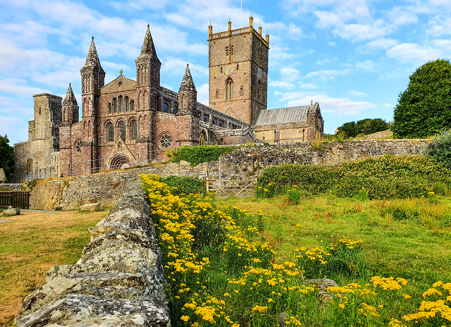 Happy Sunday! / St Davids Cathedral in St. Davids, Wales