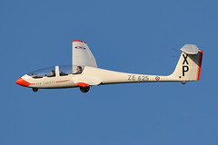 Viking T1 ZE625 'XP' 661 Volunteer Gliding Squadron