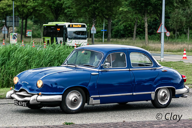 Panhard Dyna Z1 Berline 1955 (2609)