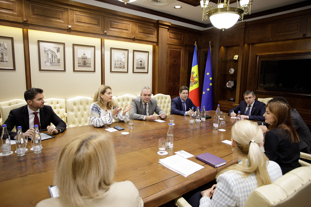 28.11.2022 – Întrevederea Președintelui Parlamentului, Igor Grosu, cu reprezentanții Asociației Businessului European