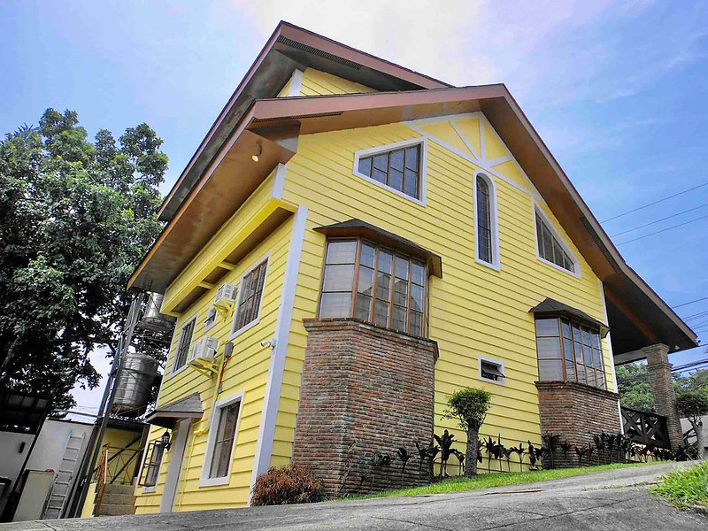 7 Cabin - Home in Tagaytay