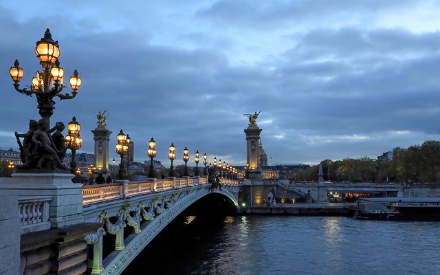 Paris, pont Alexandre III (construction 1897-1900)