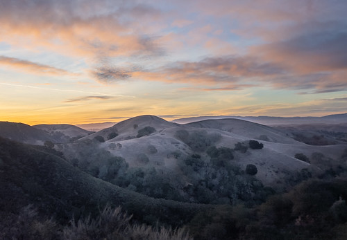 Mount Diablo sunrise by dan tsai, Mount Diablo State Park
November, 2022california bicycling landscape bluehour mountdiablo landscapep