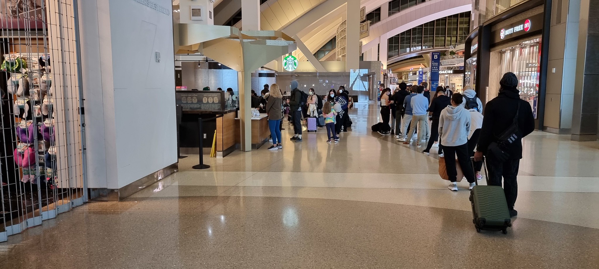 The massive queue at Starbucks in TBIT at LAX