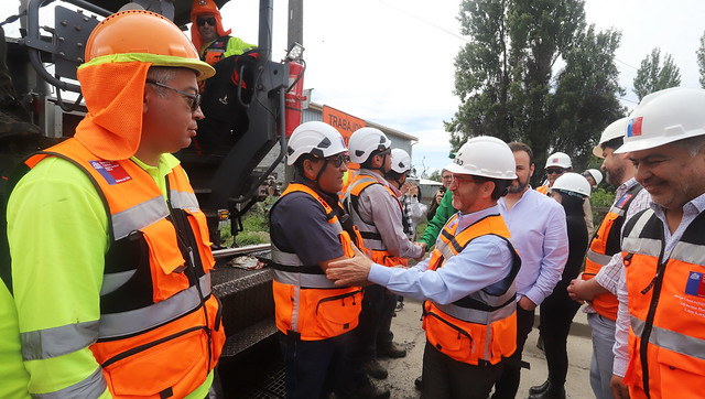 1 de Diciembre del 2022/ CHACAO El Ministro de Obras Publicas, Juan Carlos Garcia, participa de la primera  de obras para caminos Huicha - Caulín y Chacao – Caulín. FOTO: RODRIGO SAENZ/ COMUNICACIONES MOP