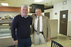State Rep. Bill Pizzuto hosted a successful drop-in office hours event at the Bagel Exchange in Waterbury to meet with residents and discuss the session.