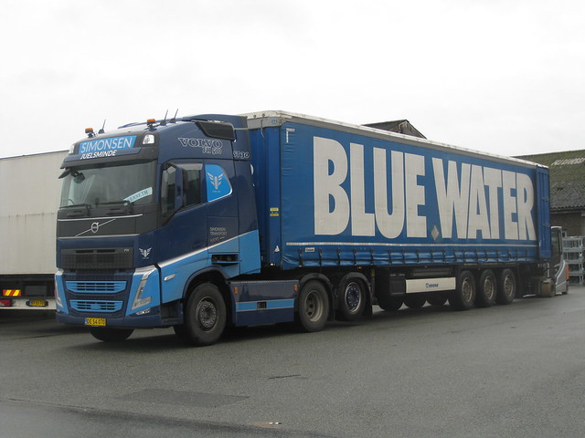 Volvo FH5 500 - Simonsen Transport Juelsminde - ST30 - Blue Water - DK  DE 54 070