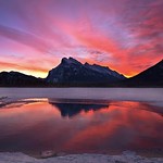 1. Detsember 2022 - 20:11 - From years ago , seems December is one of the better times for color at this location . Mt Rundle of Banff National park.