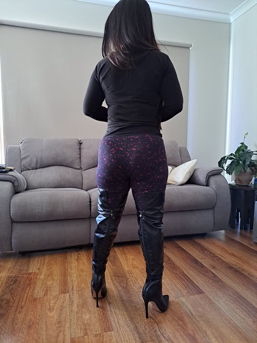 Rear View Boots | johnerly03 | Flickr