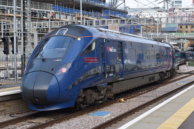 802305 First Hull Trains Paragon