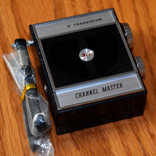 Vintage Channel Master Micro Transistor Radio, Model 6462, AM Band, 8 Transistors, Made In Japan, Circa 1966