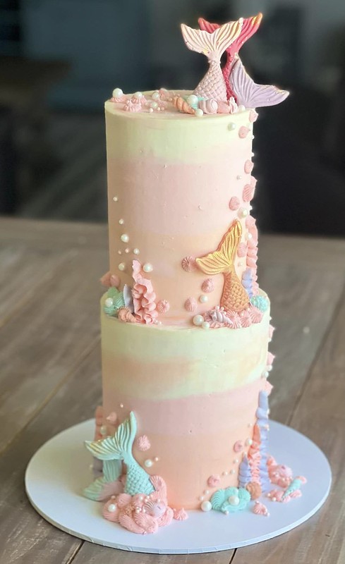 Cake by Sydney’s Sweets of Pensacola, Fl
