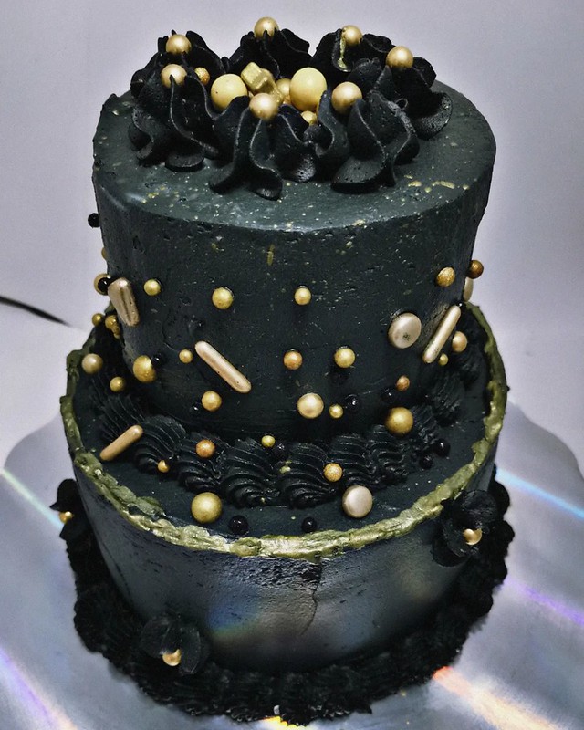 Cake by La Chula
