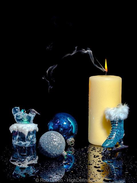 Candle-and-Ornaments-Lighted