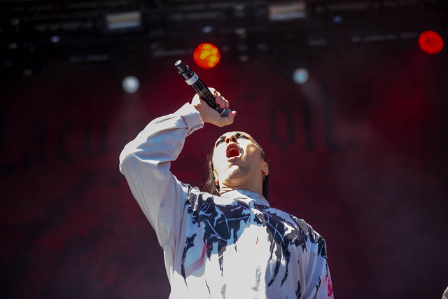 lacuna-coil-good-things-festival-melbourne-2022-everyday-metal-support-local-heavy-metal--11
