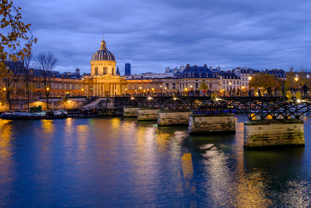 Institut de France - Pont des Arts - Paris