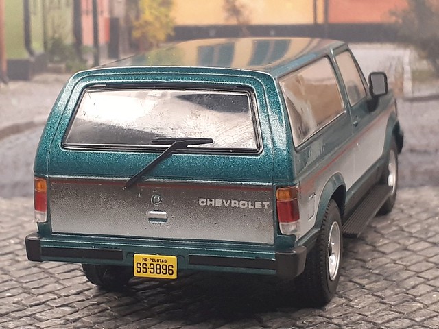 Chevrolet Bonanza - 1990