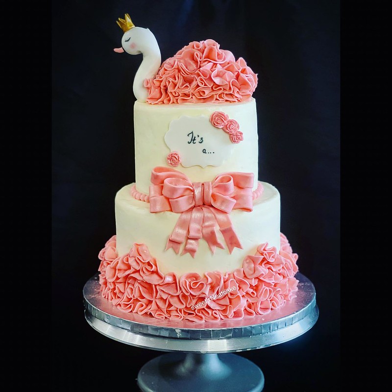 Cake by Sweet & Neat cakes