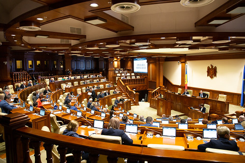 08.12.2022 Ședința plenară a Parlamentului Republicii Moldova