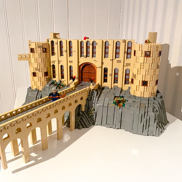 Lego Hogwarts castle MOC