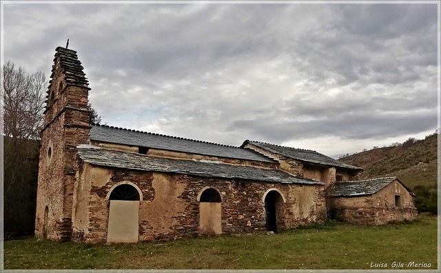 La rústica y solitaria iglesia de Omañón