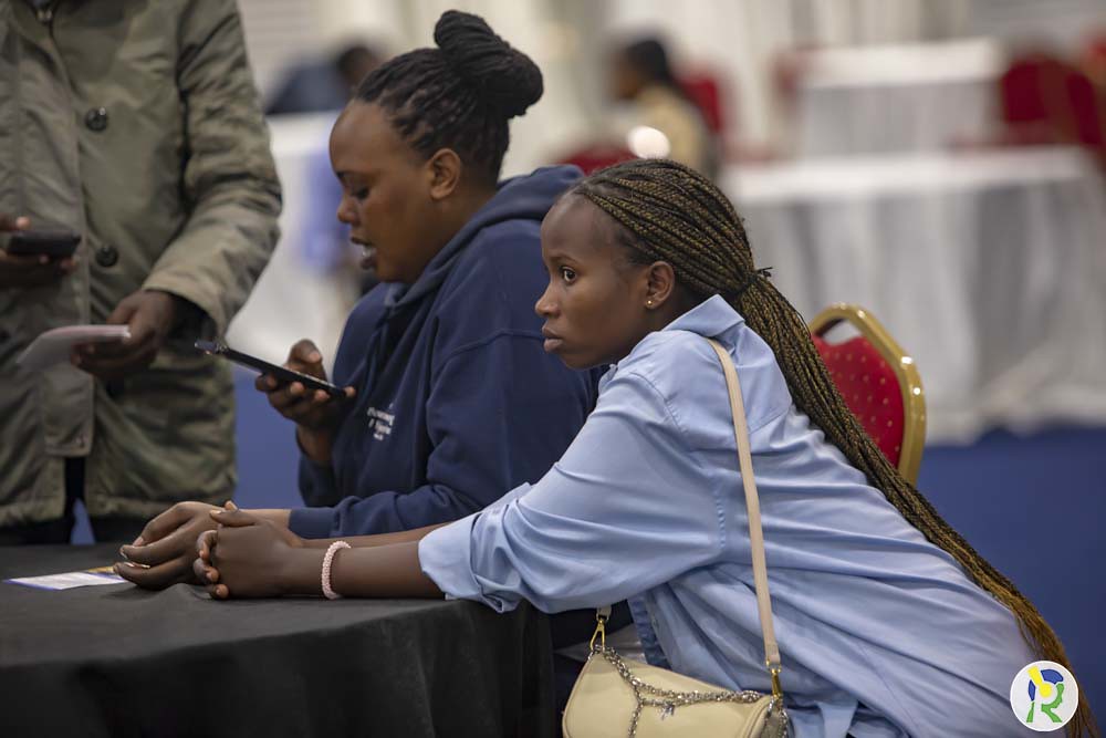 Umujyi wa Kigali wahuje abashaka akazi n'abagatanga| Ku wa 9 Ukuboza ...