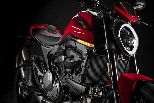 Ducati Monster 2021 - Fiche moto