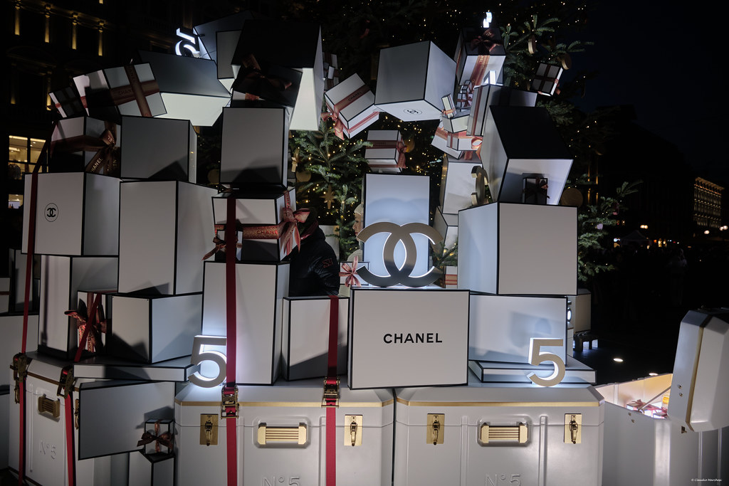 DSCF0289 Natale 2022 a Milano | Albero Chanel N.5, Piazza Co… | Flickr