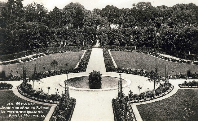 Musée Bossuet Garden, 17th century