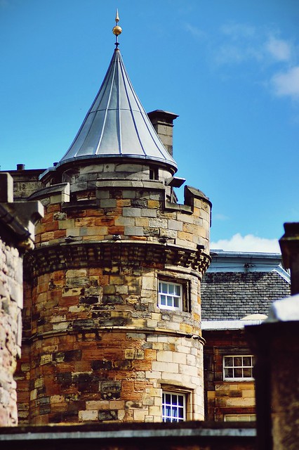 20110825 A Turret of Holyroodhouse