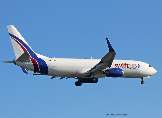 B737-800F_Swiftair_EC-NXX-004