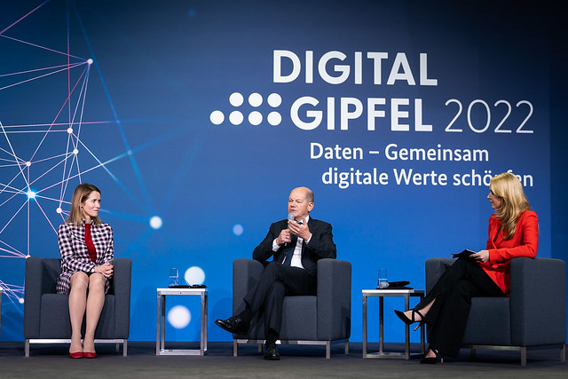 Digipoliitika konverentsi Digital Summit 2022 vestlusring